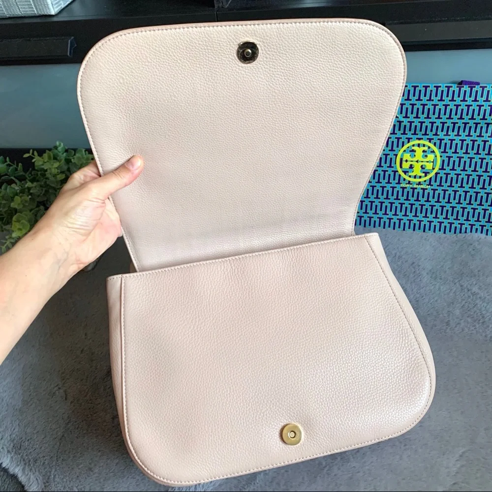 Tory Burch Bryant Pink Quilted Chain Flap Bag - Picture 11 of 16